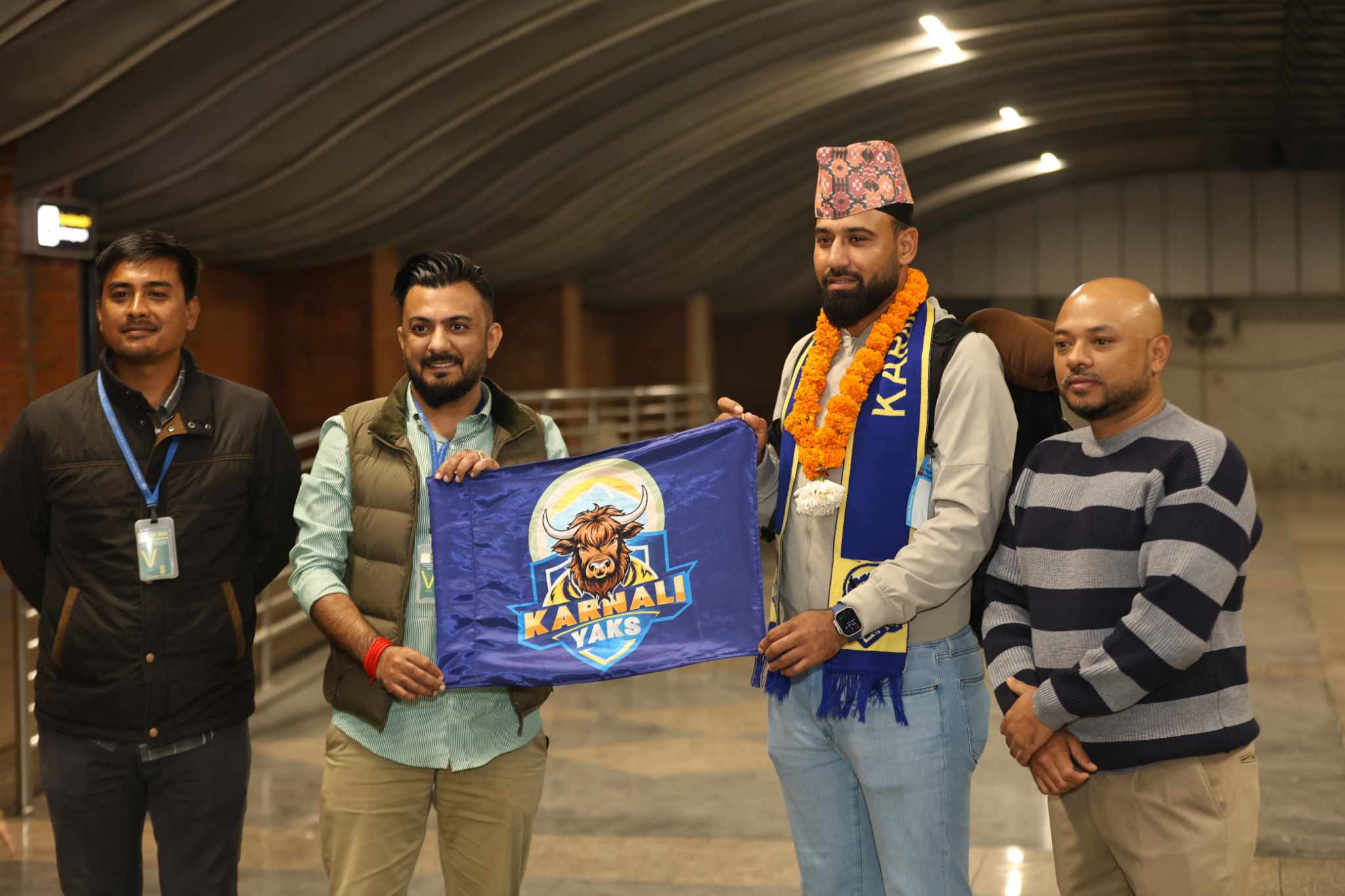 Babar Hayat Arrives in Nepal to Play for Karnali Yaks